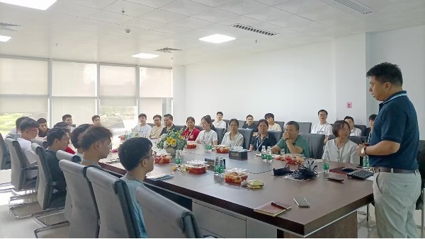 “暢談“新”聲，我與公司共成長”